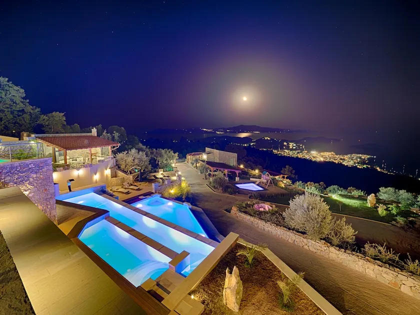 Villa Linda - Sky Sea Resort - Image 1
