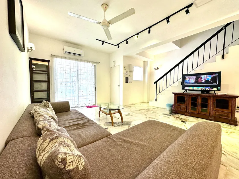 The Modern Guesthouse @ Country Homes - Image 1