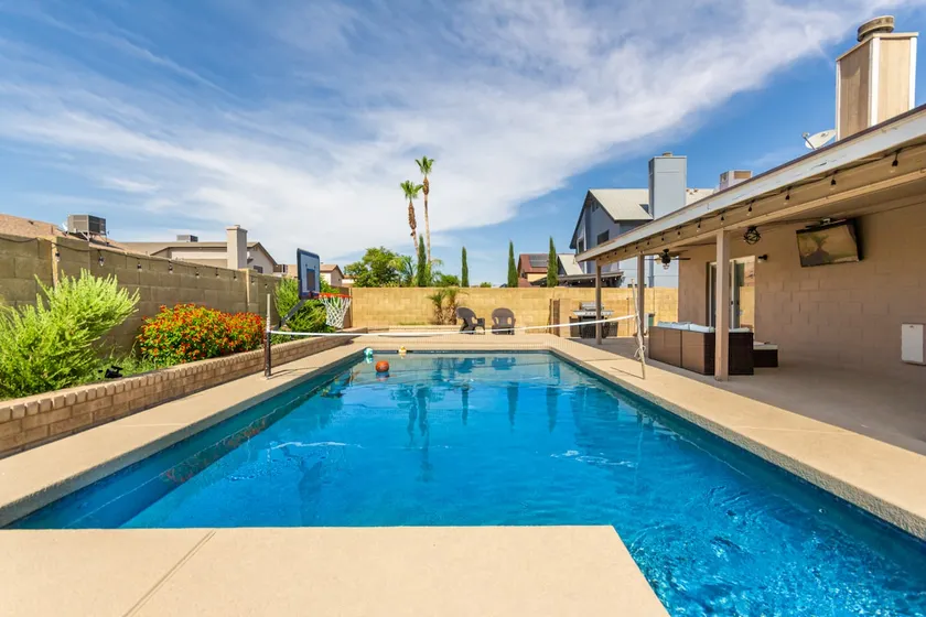 Roomy-Fun 3-BR Paradise | Pool & Jacuzzi| Peoria - Image 1
