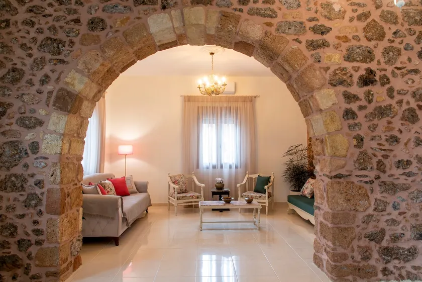 Polidoros house - Image 1