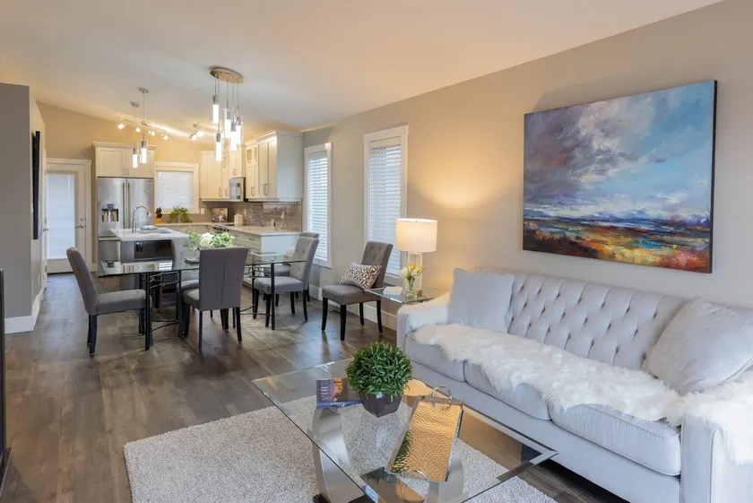 Jadene's Modern Luxury- Immaculate Westside Home - Image 1