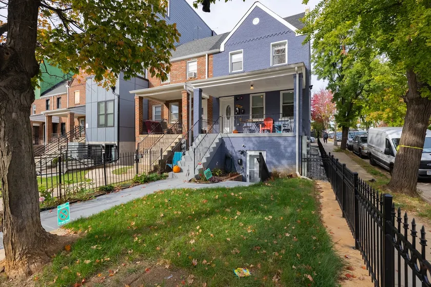 Renovated Basement Apartment Two Bedroom Two Bath - Image 1