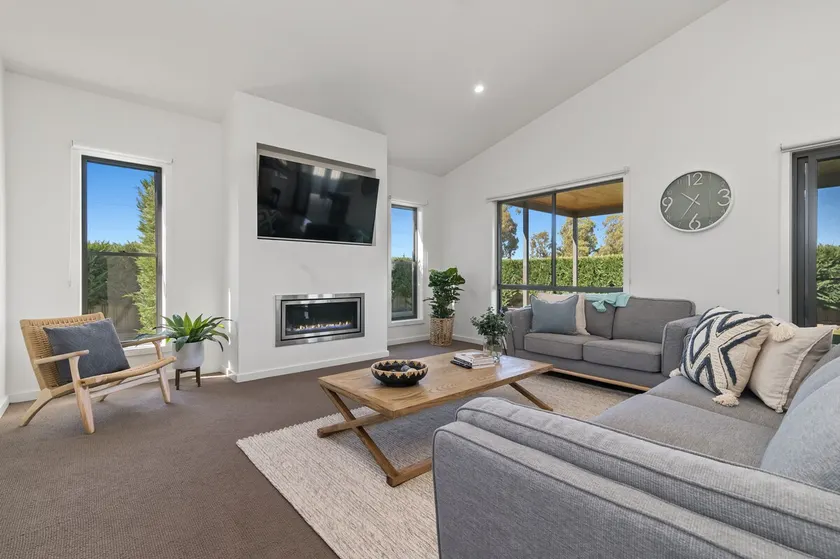 Lake Mulwala Getaway - Image 1