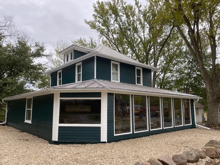 Prairie retreat with 40 acres! Near Iowa City, Cedar Rapids, and Amana Colonies. - Image 1
