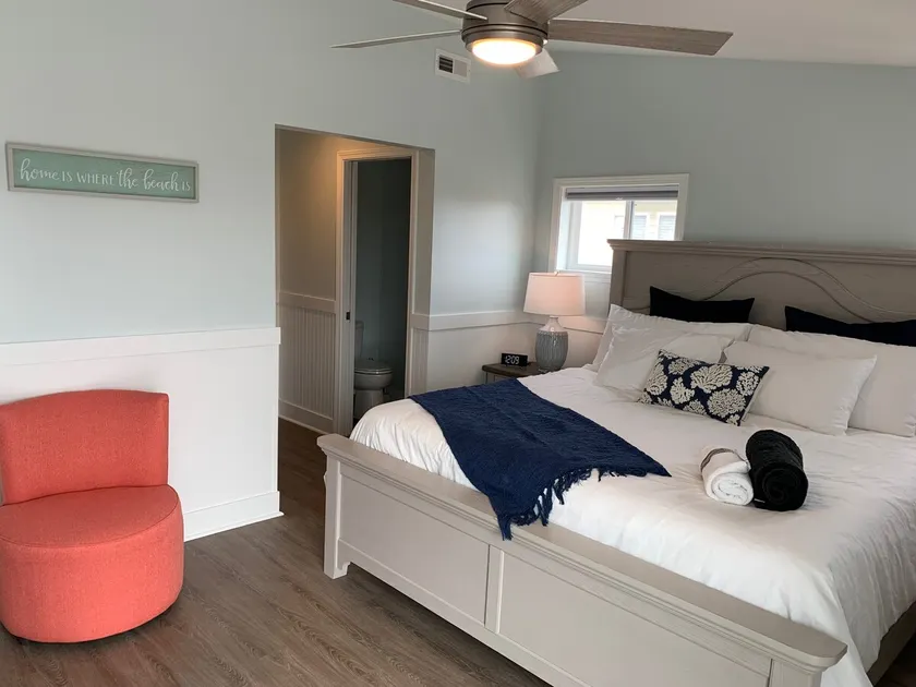 Modern 3 bed/3 BA walkable to downtown Surf City! - Image 1