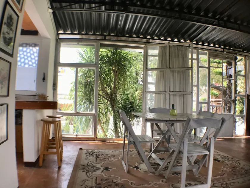 Artist's loft - Image 1