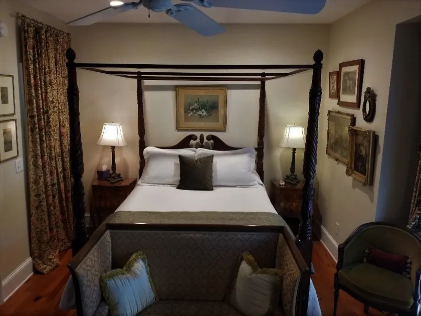 Lovely Garden Suite for One Guest. Bathrm/Parking - Image 1