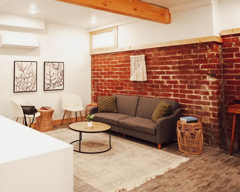 Spacious 1BD Apt in the heart of the Tree Streets - Image 1