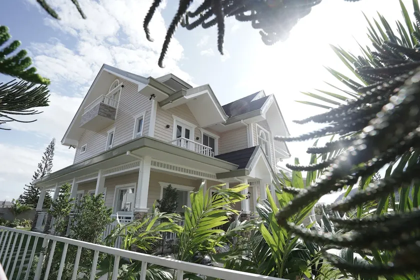 Cozy 5BR Villa can provide Breakfast & Guest Card - Image 1
