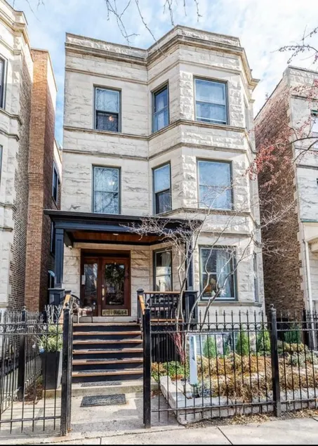 5 Bedroom Wrigleyville experience right by stadium - Image 1
