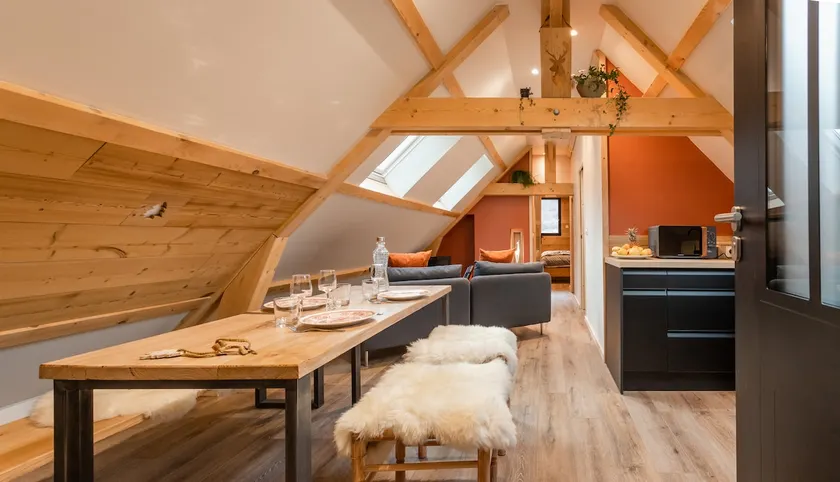 Cozy apartment with mountain views - Image 1