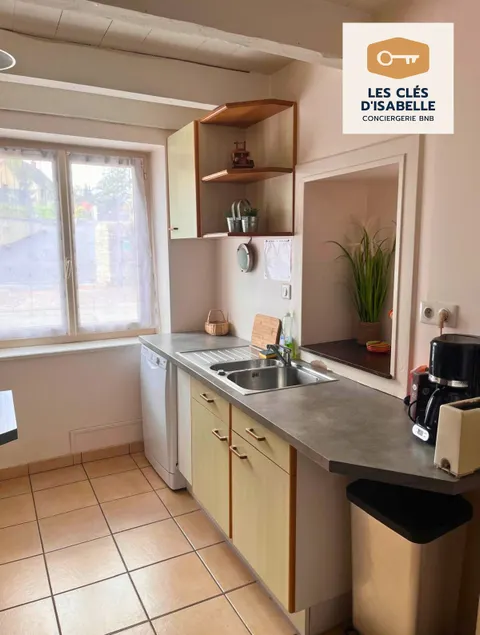 Beautiful 2-bedroom house in Feytiat - Image 1