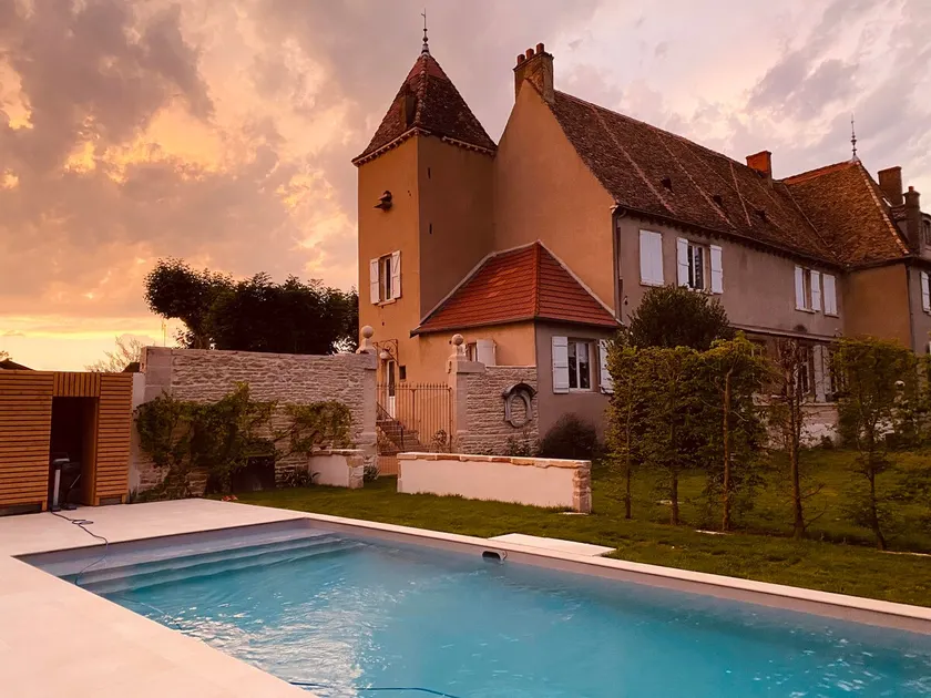 Winegrower's lodge Château Burgundy Pool Park - Image 1
