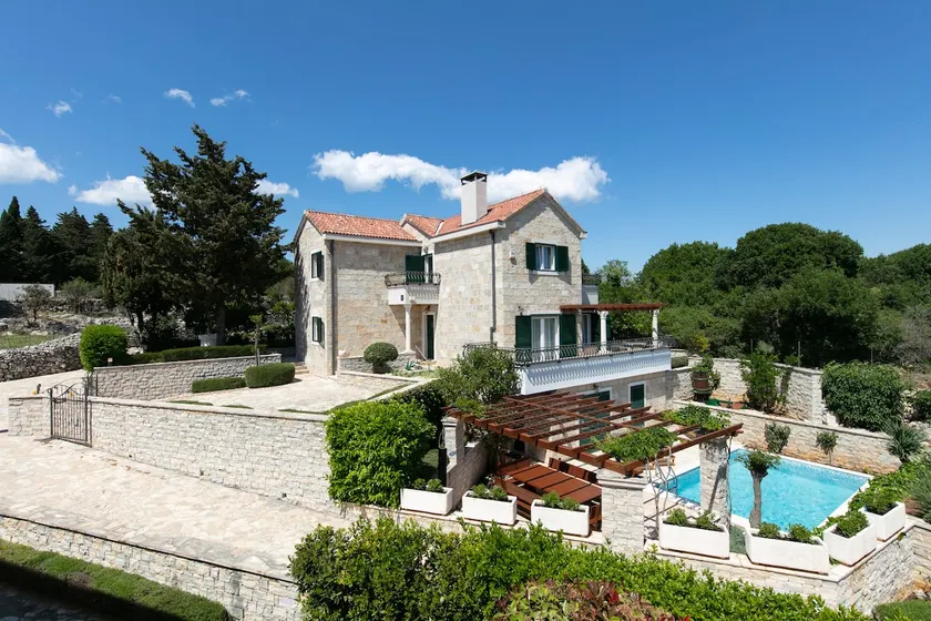 Villa Demi - Image 1