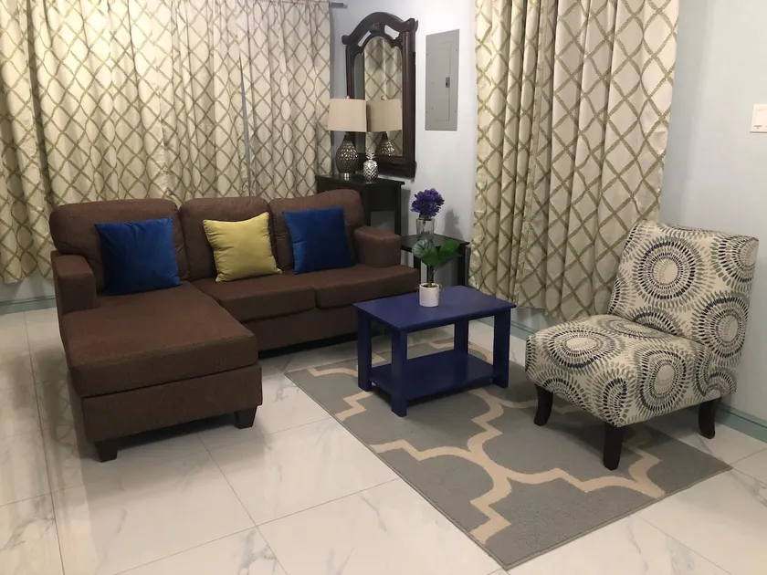 Oasis Countryside Apartment - Image 1