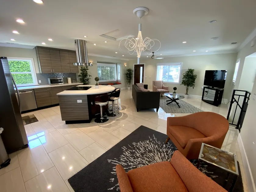 Modern House, in the heart of Downtown San Diego! - Image 1