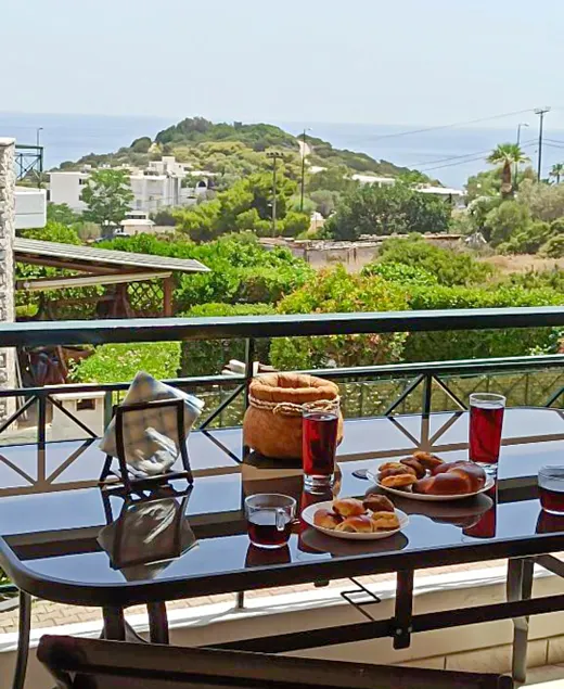 Melrose maisonette by the sea in Anavissos - Image 1