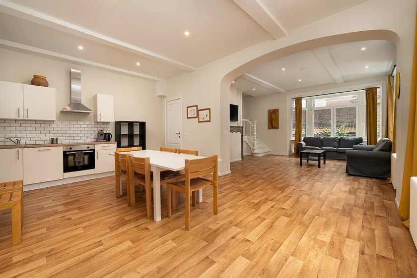 Quiet in the city center: House 4 bedrooms 4 bathrooms - Image 1