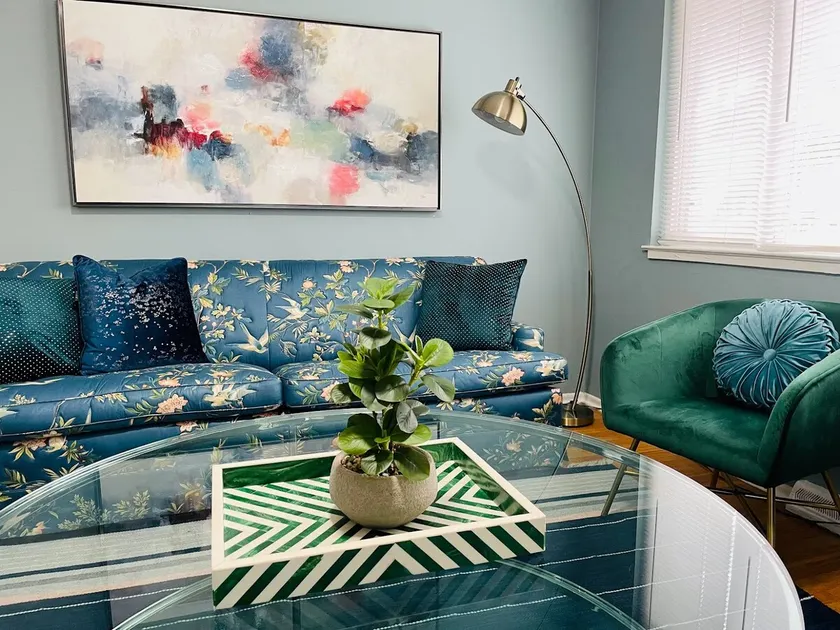 Cheerful & Fun Family Friendly 4BR in St. Louis - Image 1