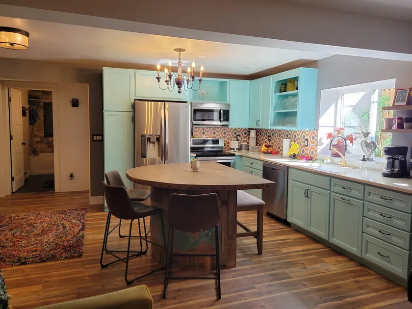 Funky Hip Basement Digs - 2BR+BonusBunkRoom - Image 1