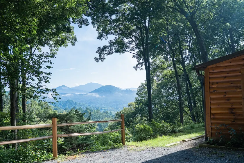 Cozy Mountain Cabin Spectacular Views @3100 ft. - Image 1