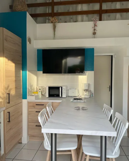 Cozy, well-equipped, refurbished house. - Image 1