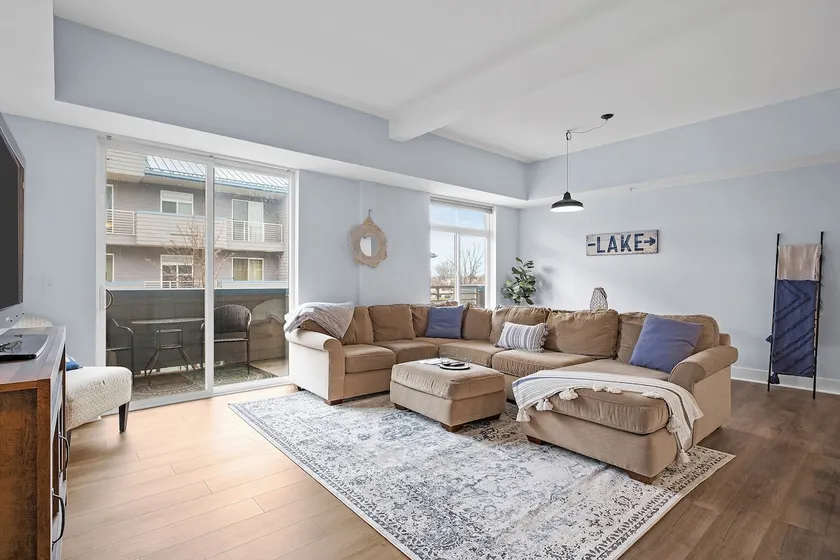 Two bed two bath plus loft condo in Grand Haven - Image 1