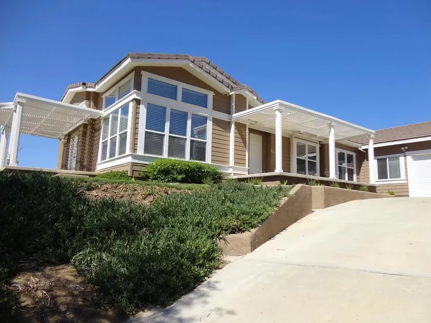 Heart of Wine Country- 4BR 2.5BA & Vineyard Views! - Image 1