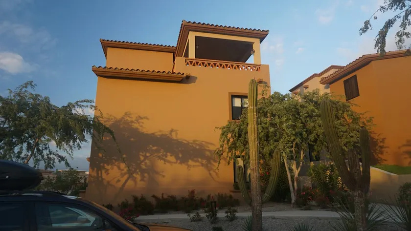 Grande Sunset Villa - 3 Bedrooms with Sunset Views - Image 1