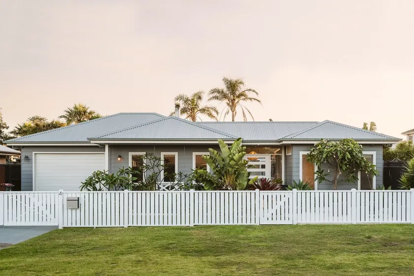 'Serenity Gerringong' Designer Beach House - Image 1
