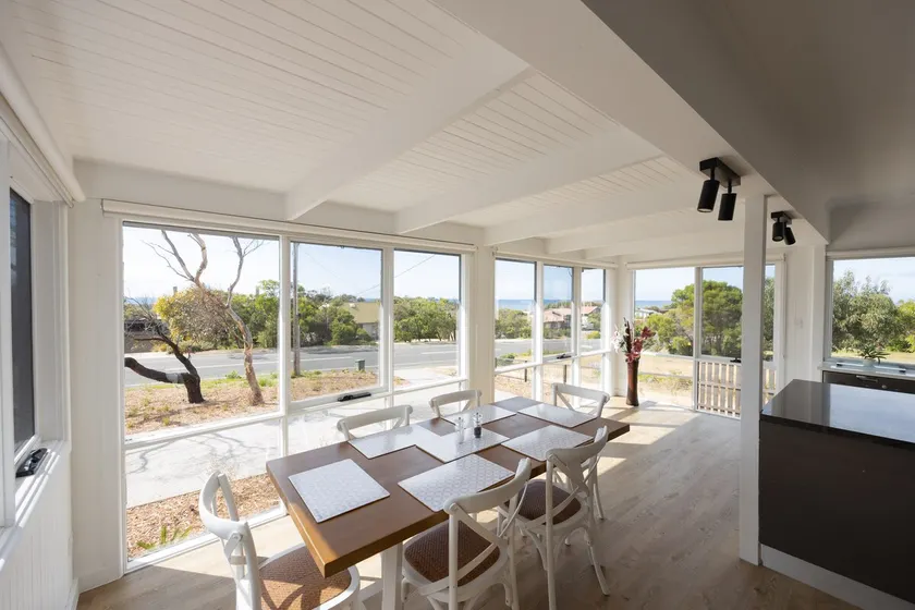 Ocean View Cottage - Anglesea - Image 1