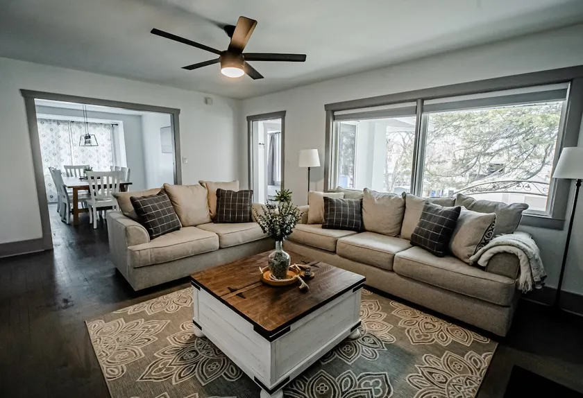 Newly renovated farmhouse! - Image 1