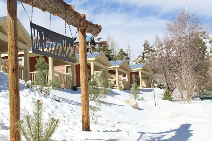 Mt Lemmon Hotel Summerhaven Pet Friendly Cabin 15 - Image 1