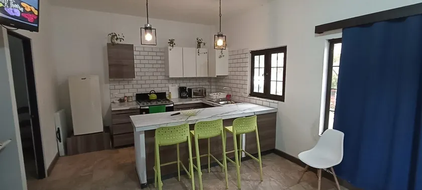 Full apartment in Coban, free parking - Image 1