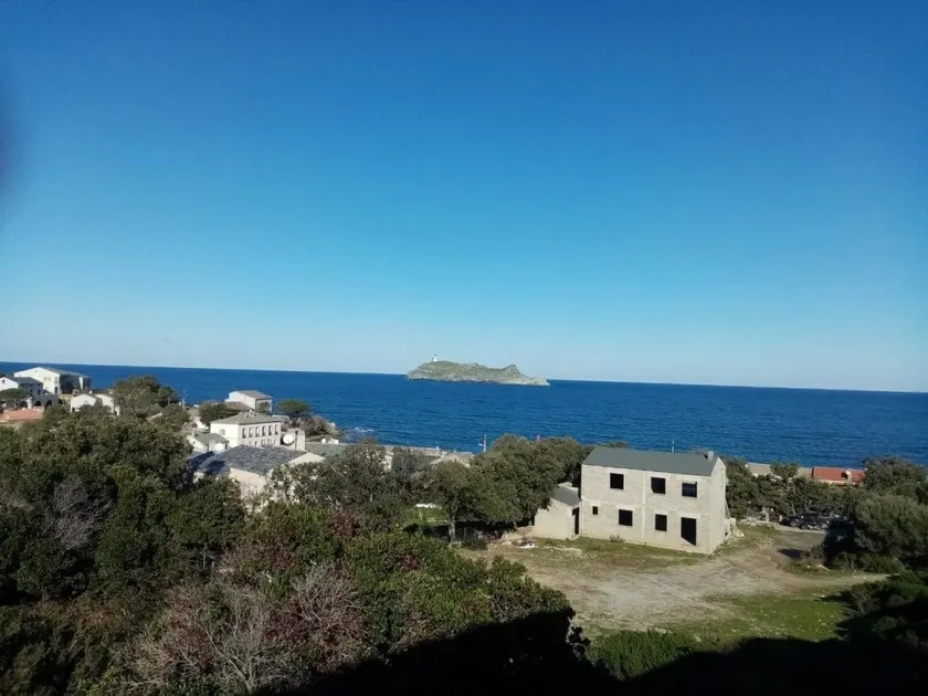 Comfortable apartment between sea and mountain - Image 1