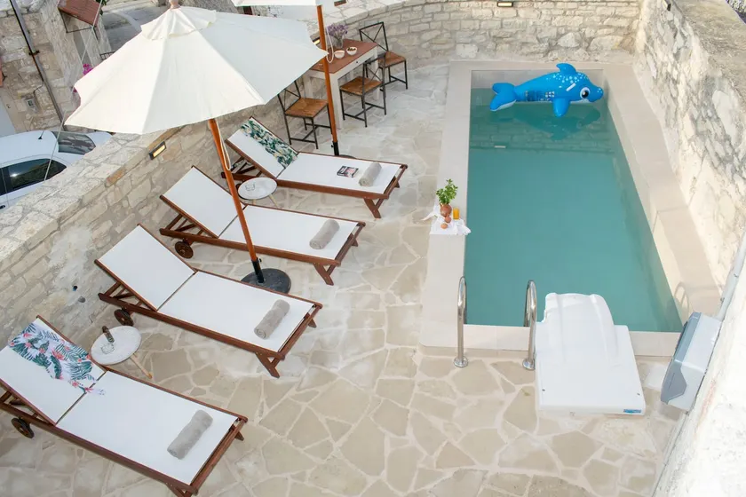 Margarita Mansion, with private heated pool! - Image 1