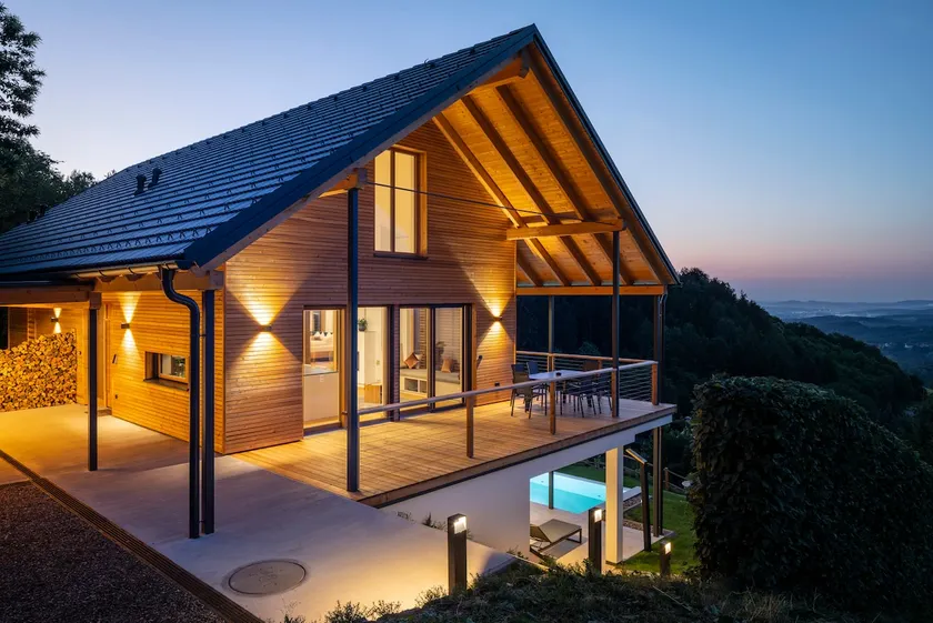 Vacation home with sauna, pool and hot tub - Image 1