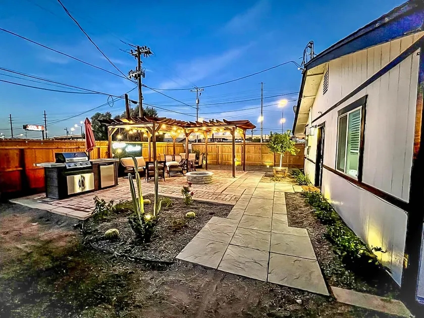 Closest Home to Airport + Downtown - The Vibe PHX - Image 1