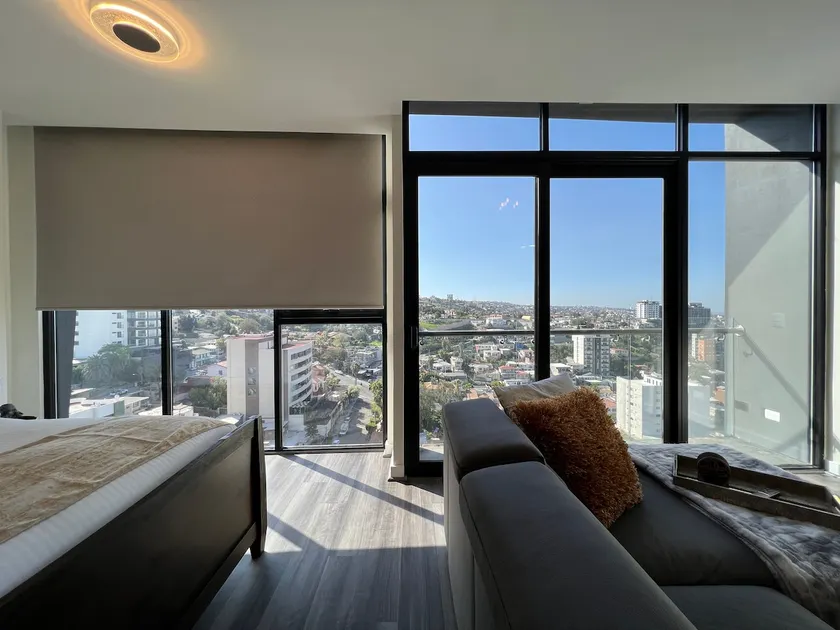 ICON Skyline View · Best Choice · Pool & Gym - Image 1
