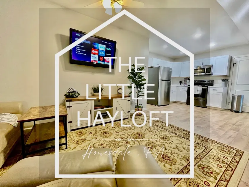 The Little Hayloft - Clean & Bright One Bedroom Loft in Honesdale, PA - Image 1