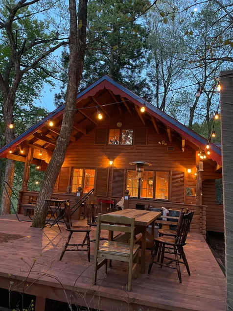 Entire property / Forest retreat / Campfire and BBQ allowed / Quiet log house for adults - Image 1