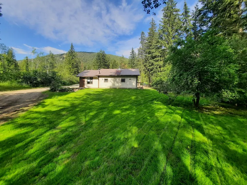 Salmon Valley Guest Ranch - Cozy 3 bedroom cottage - Image 1