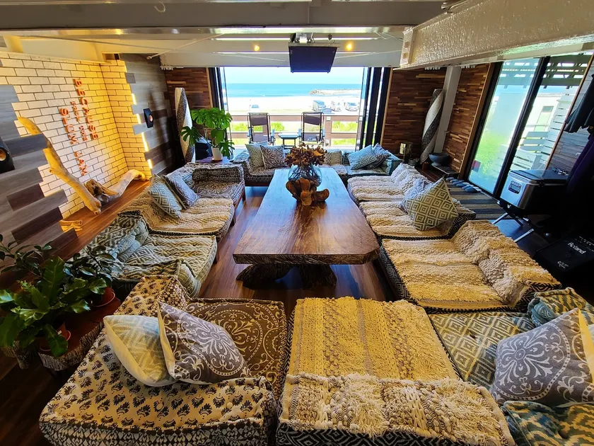 10 seconds on foot to the sea! Oceanfront private villa! A stylish space with exquisite taste! - Image 1