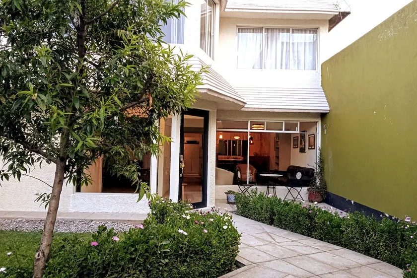 Casa Toluca. IDEAL for Companies. Very Convenient Location. - Image 1