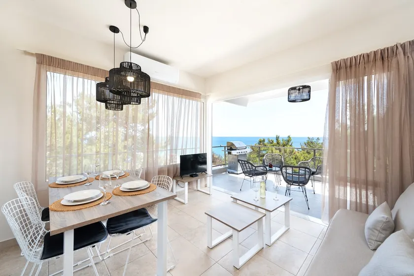 ANASTASIOS HOUSE STEGNA - UP FLOOR - Image 1