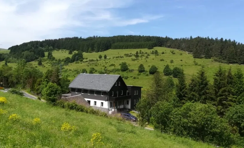 Charming holiday home in the Thuringian Forest, for 8 to 12 people - Image 1