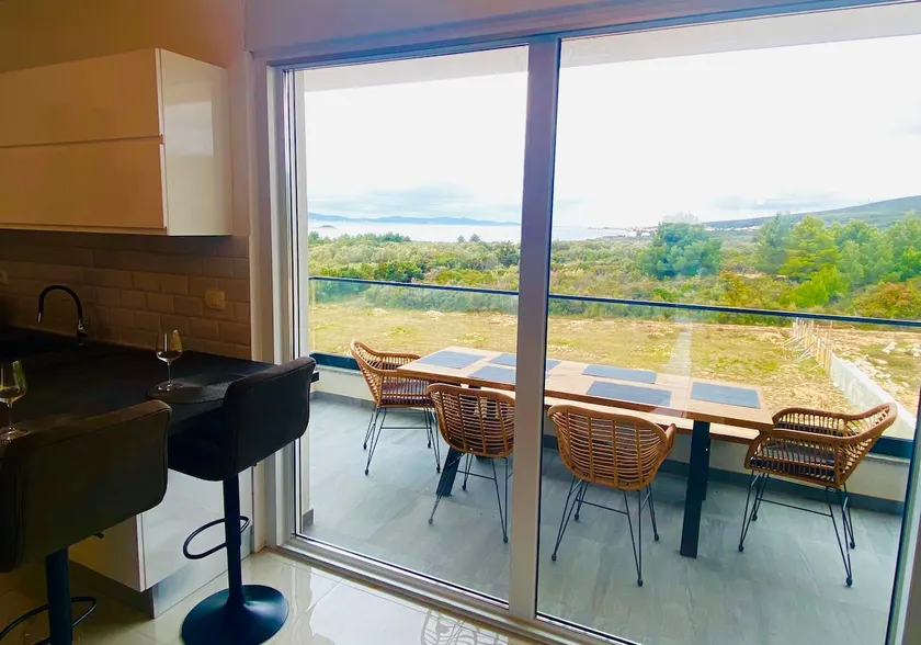2-Bedroom Apartment with amazing view. - Image 1