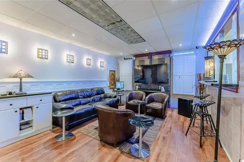 Modern Studio Close to Popular Pittsburgh Sights - Image 1