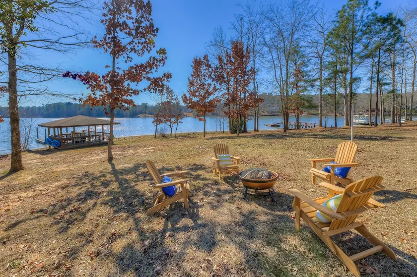 Lakeside at Bedford | 5BR Lake Murray Prosperity - Image 1