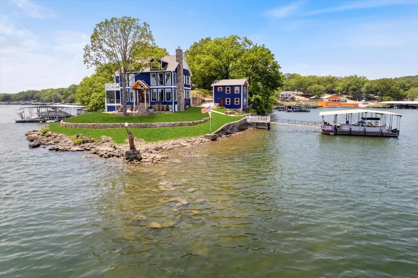 Lakefront 5BR 6BA Home and Cabin amazing views - Image 1